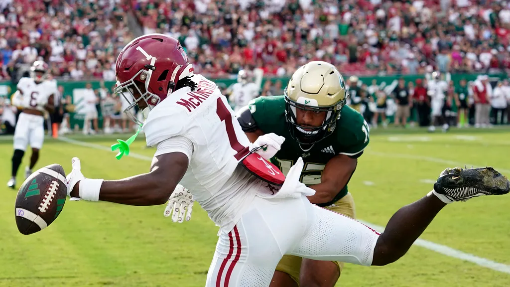 Alabama's Offense Struggles in Win Over South Florida